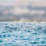 雨の日はどうする？フォトウェディングの天候対策と撮影の工夫